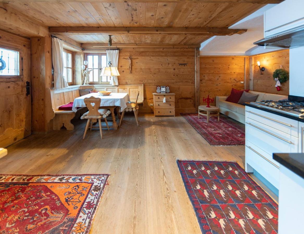 Villa Al Bosco Селва ди Вал Гардена Екстериор снимка